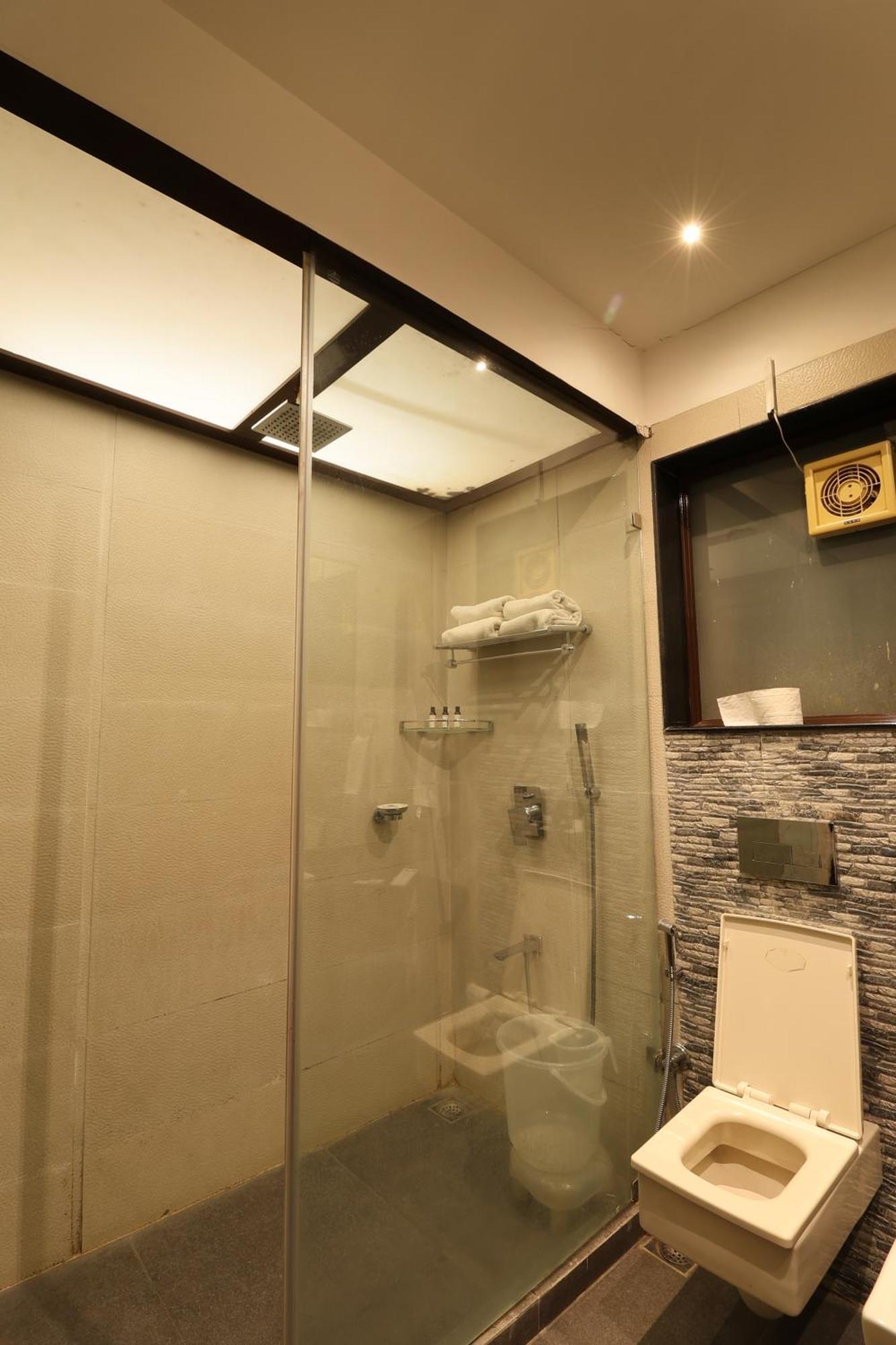 Hunky Dory Resort And Spa Dhar Khurd Bagian luar foto